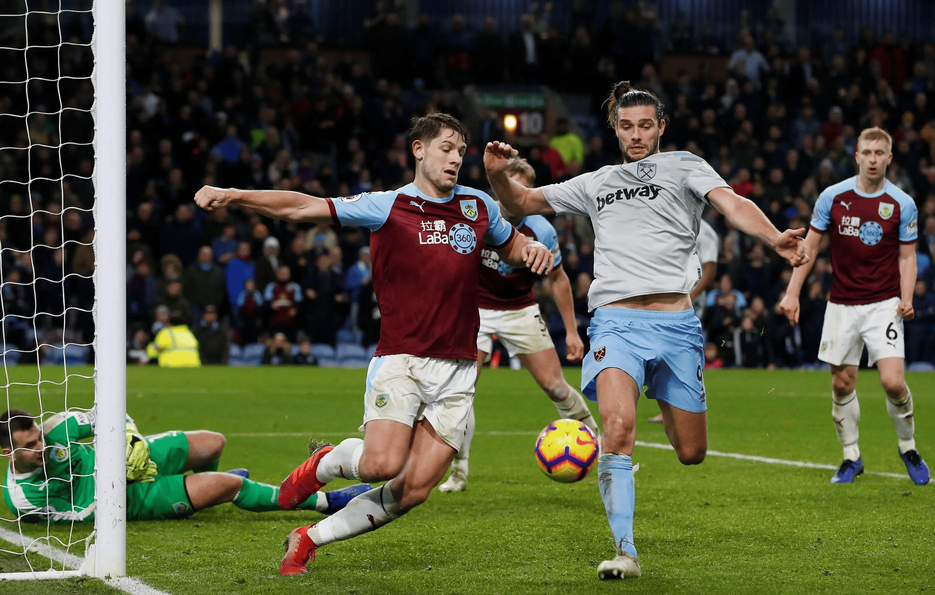 乐鱼官网-包含里程碑夜比利亚雷亚尔临场应变；法甲转会期刷纪录；管理层满意；轮换策略成焦点的词条