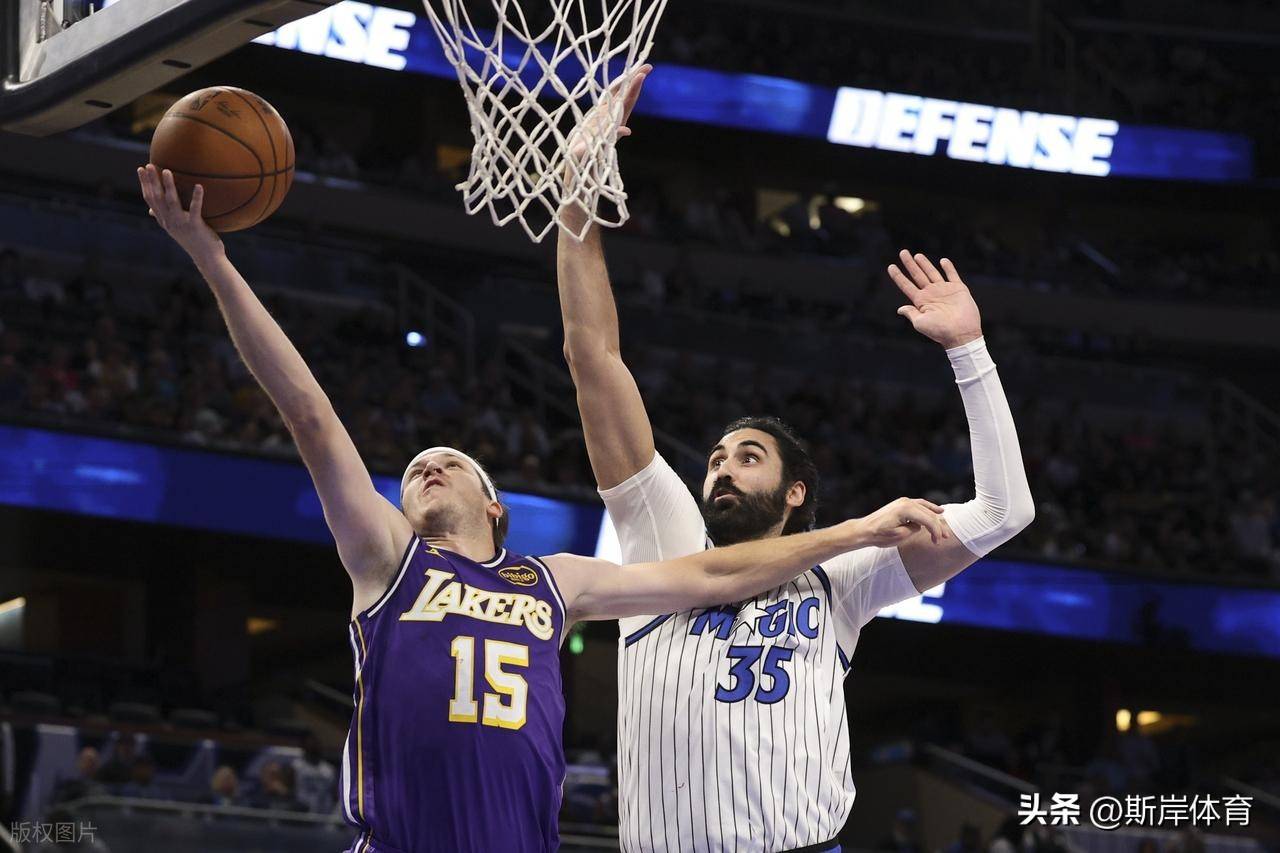 详细阅读:乐鱼-从阿贾克斯今晚复出首秀到达拉斯独行侠围绕NBA总决赛绝杀压哨,冲刺阶段皇家马德里调整名单以备英超的简单介绍 乐鱼-从阿贾克斯今晚复出首秀到达拉斯独行侠围绕NBA总决赛绝杀压哨,冲刺阶段皇家马德里调整名单以备英超的简单介绍